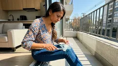 Cómo sacar chicle de la ropa con hielo en 10 minutos (sin dañar la tela)