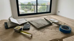 Sueldo por hora en construcción en febrero de 2026: categorías, zonas y bonos que debes revisar