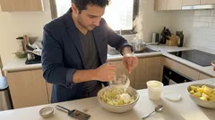 Puré de papas sin mantequilla: el truco con yogur que queda igual de cremoso